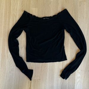 Black Brandy Mellville off the shoulder long sleeve
